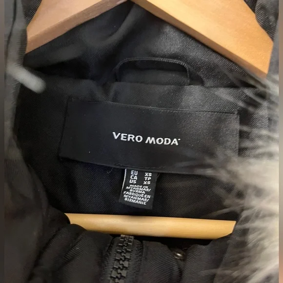 Vero Moda Winter Jacket - Picture 5 of 5